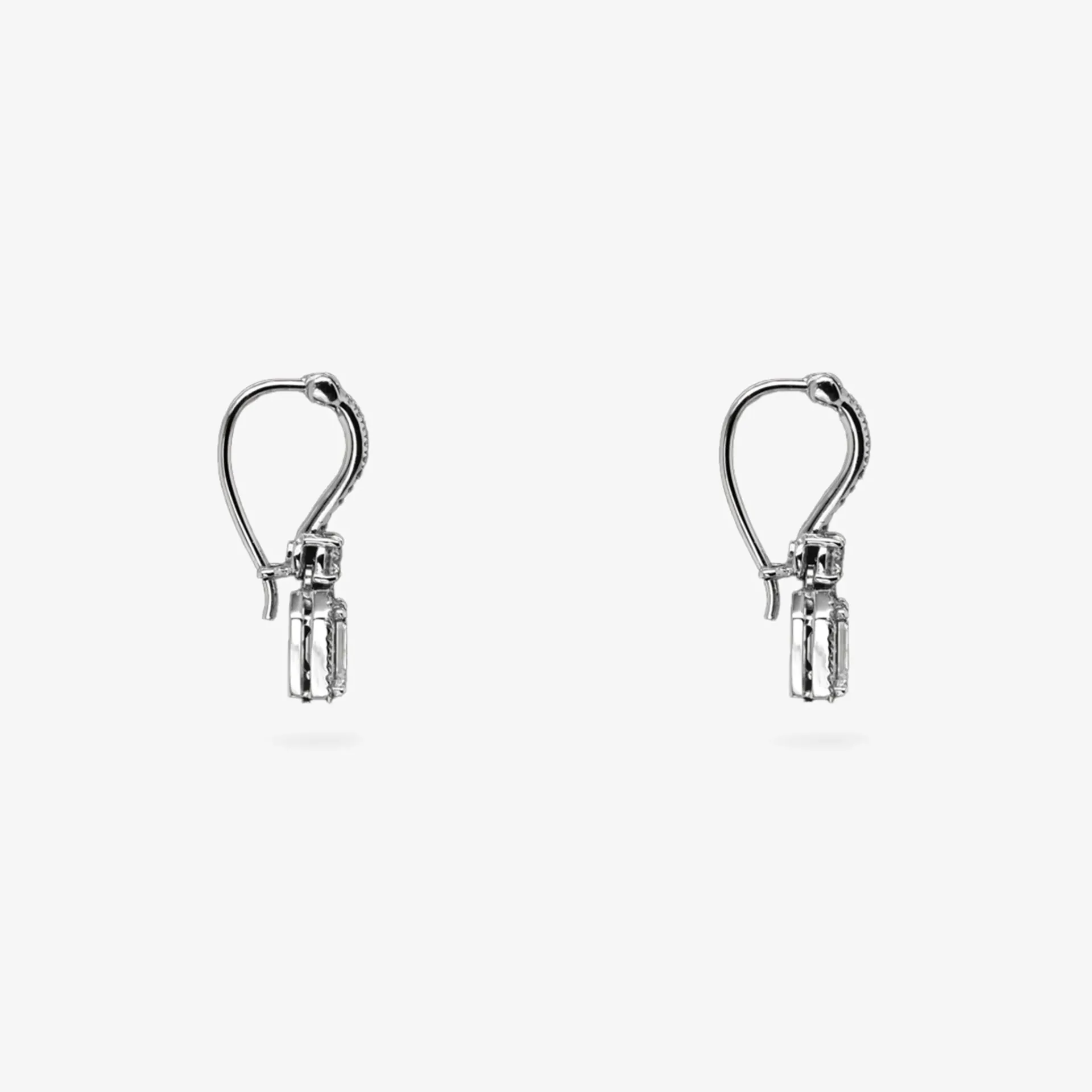 [CFDAB-E-GW-DIWIT-2.5-10005] Earring drop solitaire emerald shape 