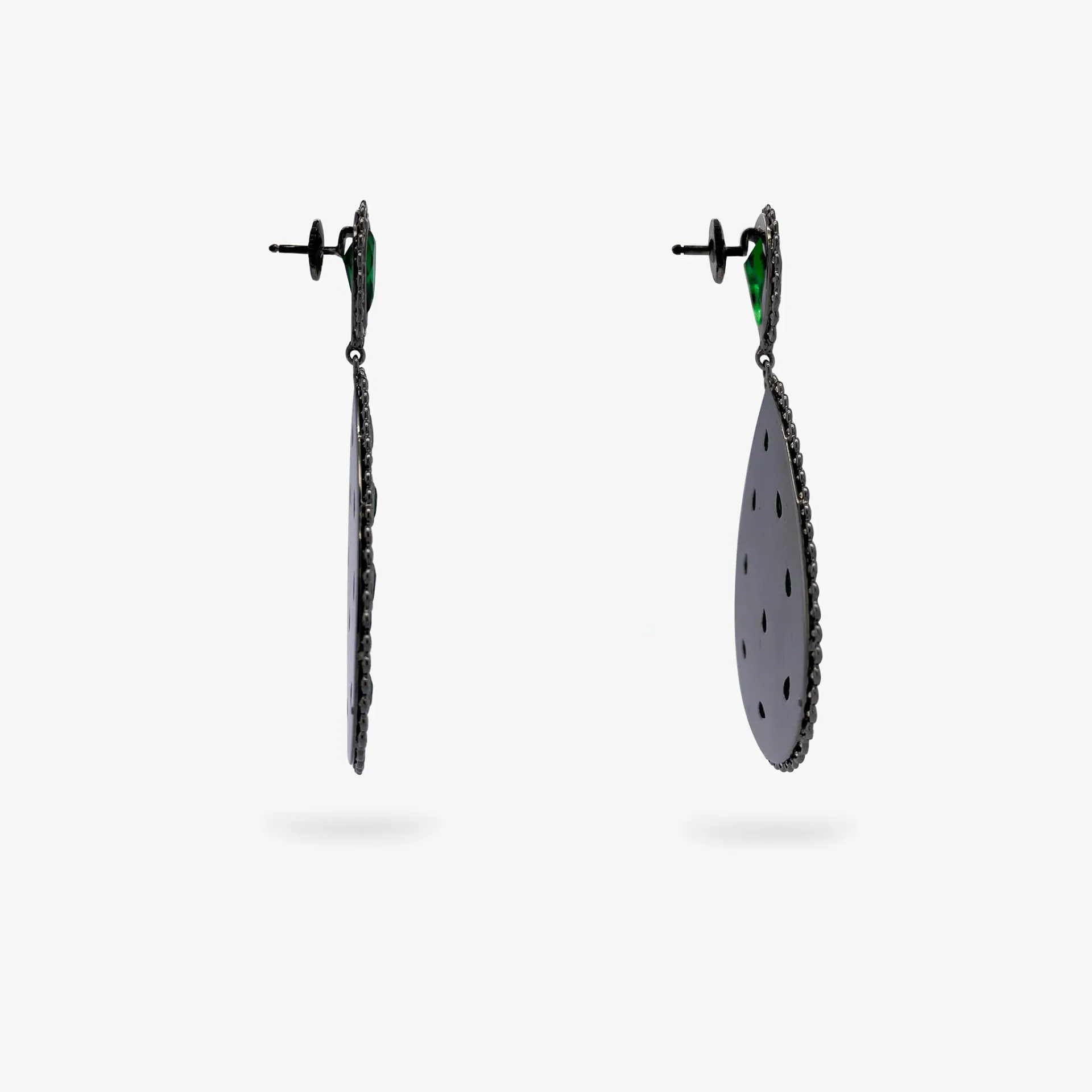 [CFDAB-E-GW-CSGRN-6.5-10010] Earring drop flat tsavorite